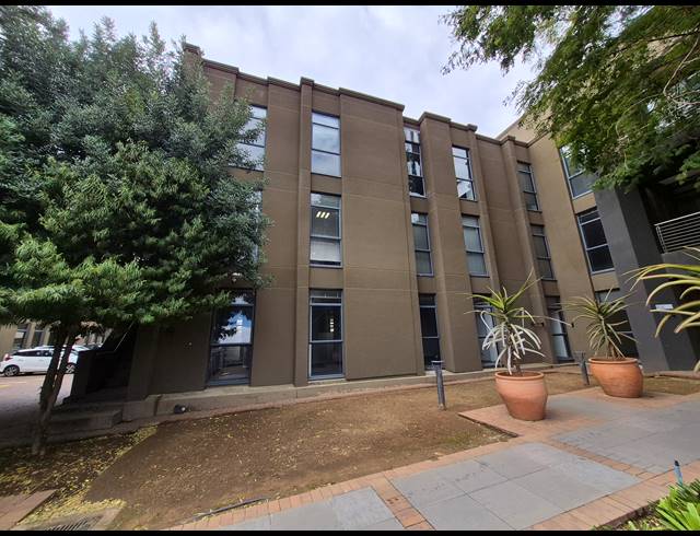 70M² OFFICE TO LET IN ROSEBANK